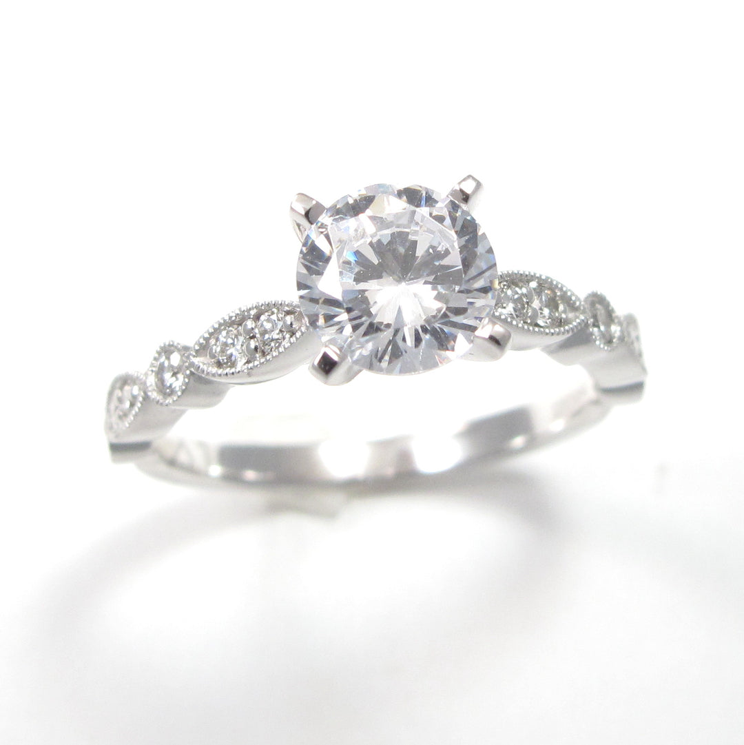 14K White Gold Accented Vintage Round Diamond Semi-Mount Ring 0.17CTW.
