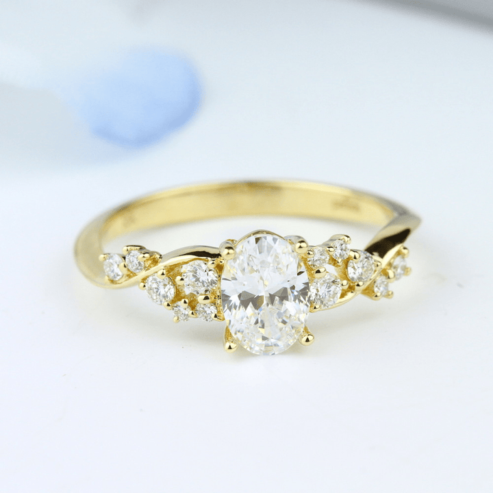 14K Yellow Gold Twist Accented Oval Diamond Semi-Mount Ring 0.21CTW.