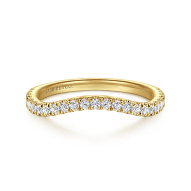 14K Yellow Gold Curved Diamond Wedding Band (0.30 ct.)