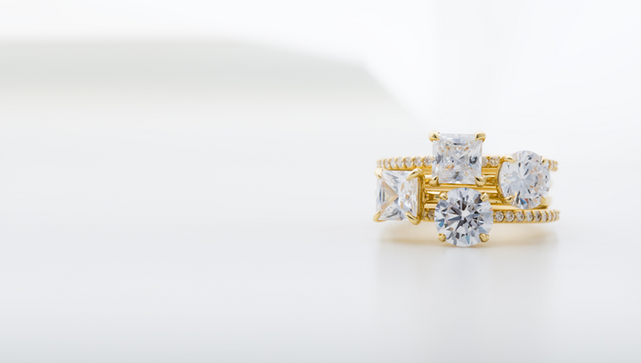 18K Gold East-West Engagement Ring 1.6mm