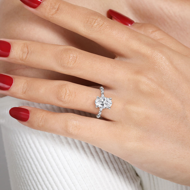 14K White Gold Accented Oval Diamond Semi-Mount Ring 0.30CTW.