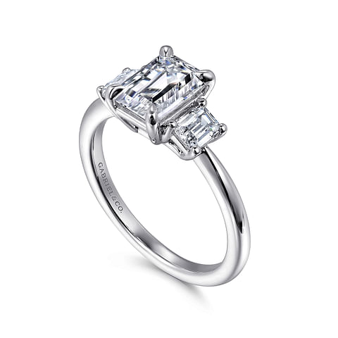 14K White Gold 3 Stone Emerald Diamond Semi-Mount Ring .48CTW.