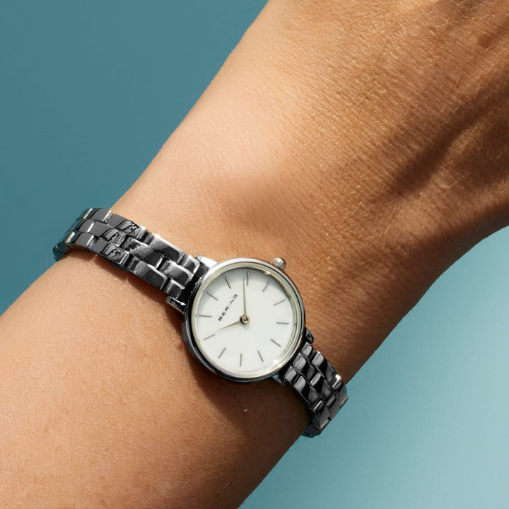 Bering Watch:Classic | polished silver | 11022-704