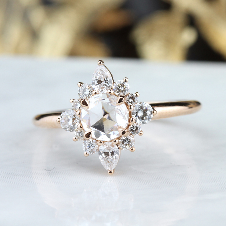 18K Yellow Gold Starburst Halo Round Diamond Semi-Mount Ring 0.43CTW.