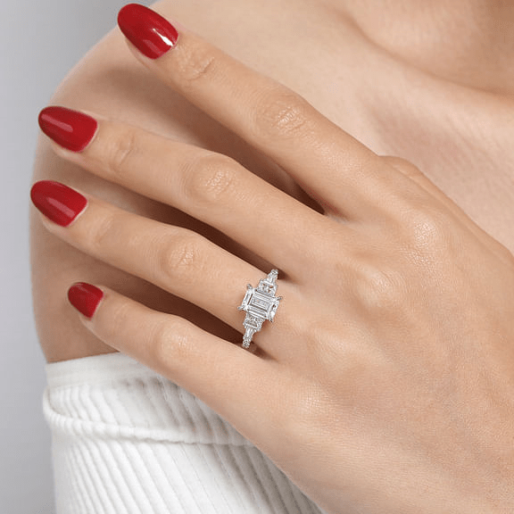 14K White Gold 3 Stone Diamond Semi-Mount Ring 1.00CTW.