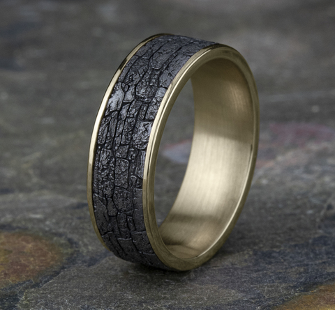 14K Yellow Gold Pattern Comfort Fit 7.5mm Wedding Band