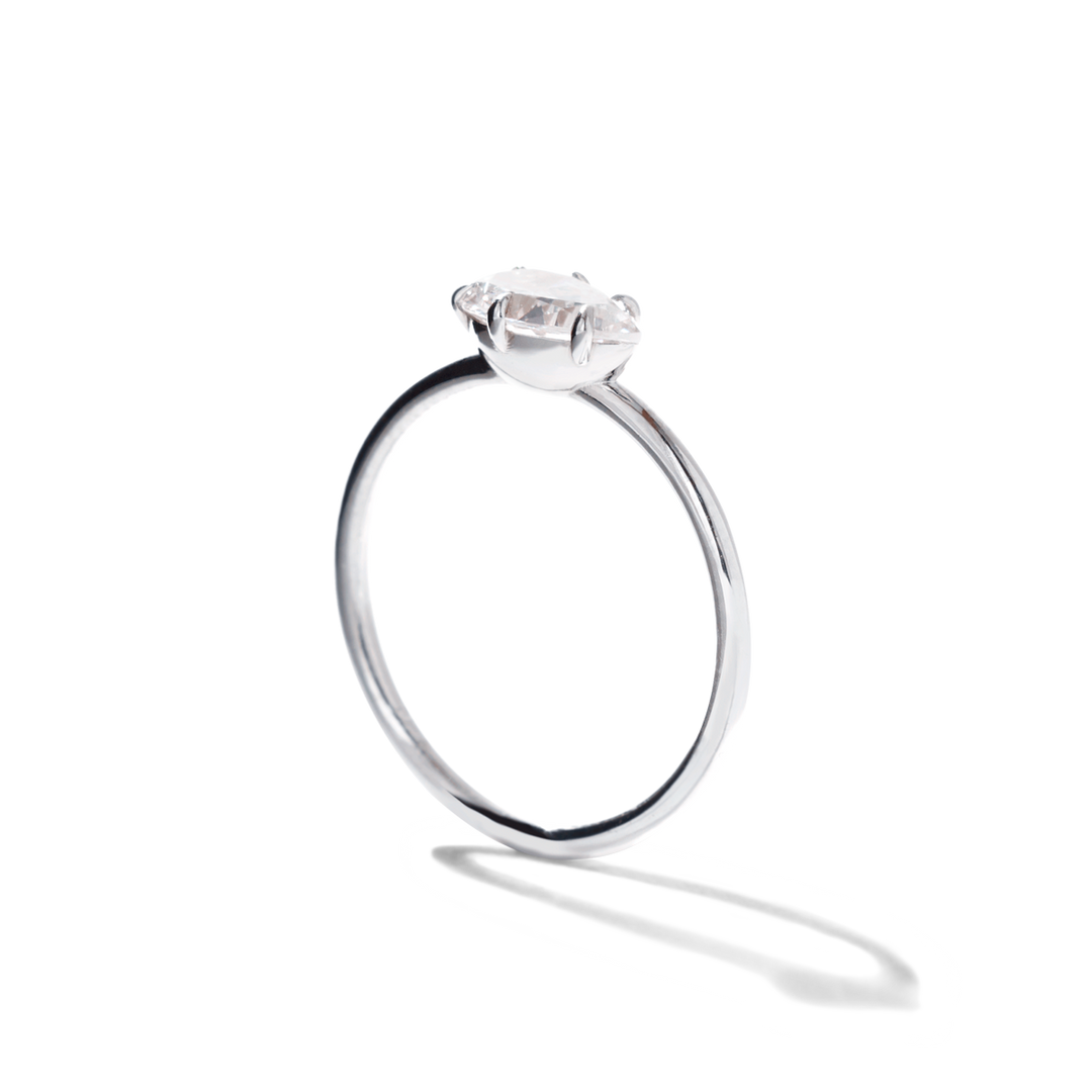 18K Gold East-West Engagement Ring 1.6mm