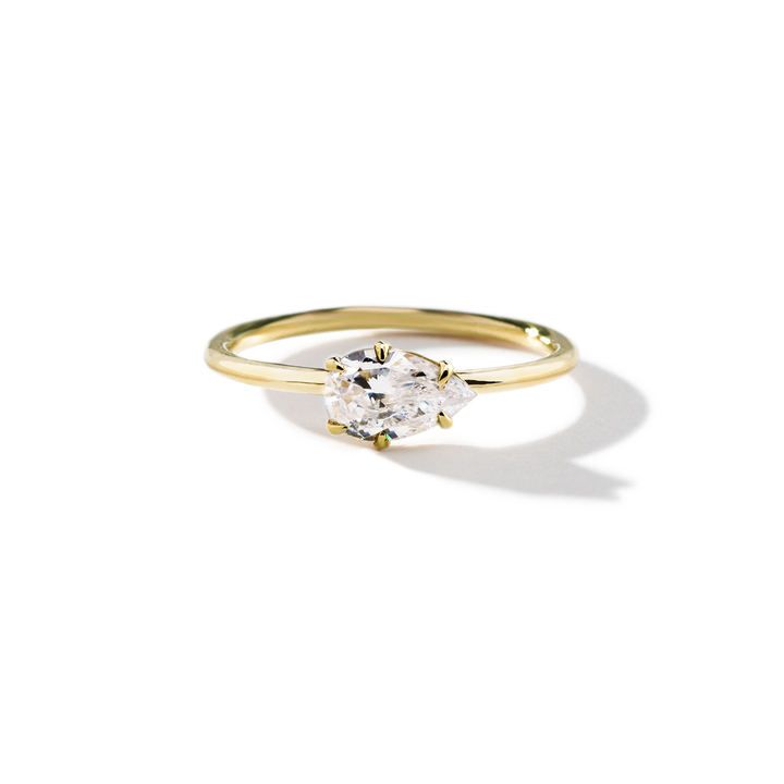 18K Gold East-West Engagement Ring 1.6mm