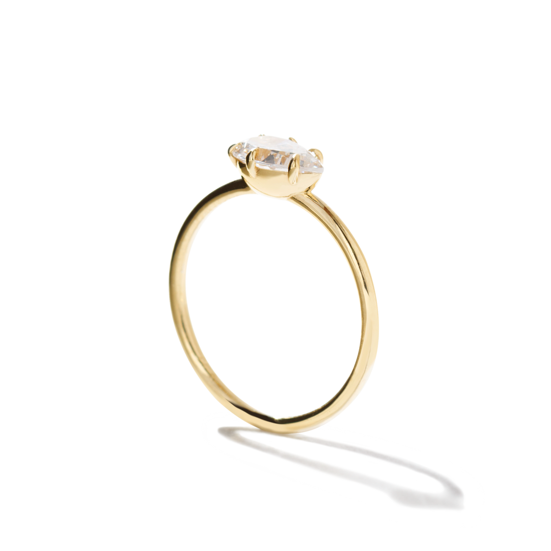 18K Gold East-West Engagement Ring 1.6mm
