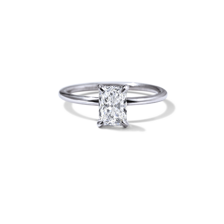 18K Gold Solitaire Engagement Ring