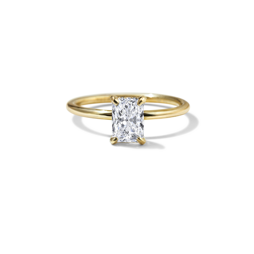 18K Gold Solitaire Engagement Ring