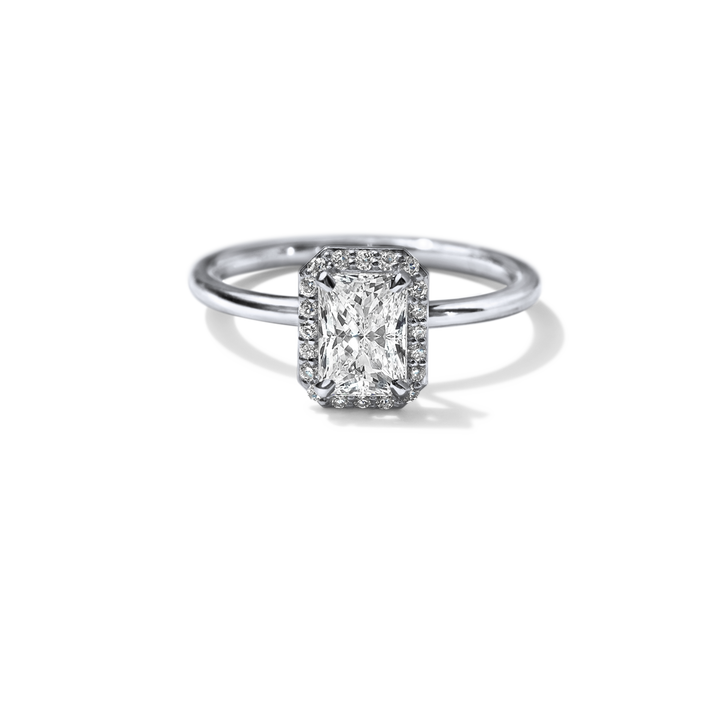18k Gold Solitaire Halo Engagement Ring