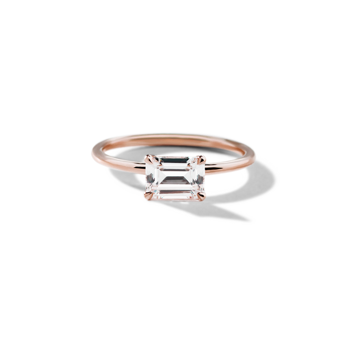18K Gold East-West Solitaire Engagement Ring