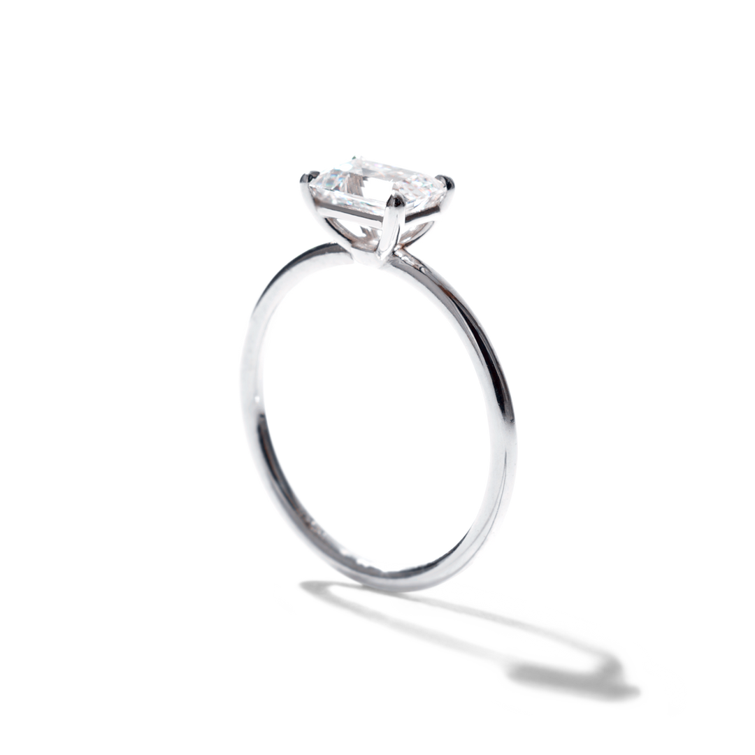 18K Gold East-West Engagement Ring 1.6mm
