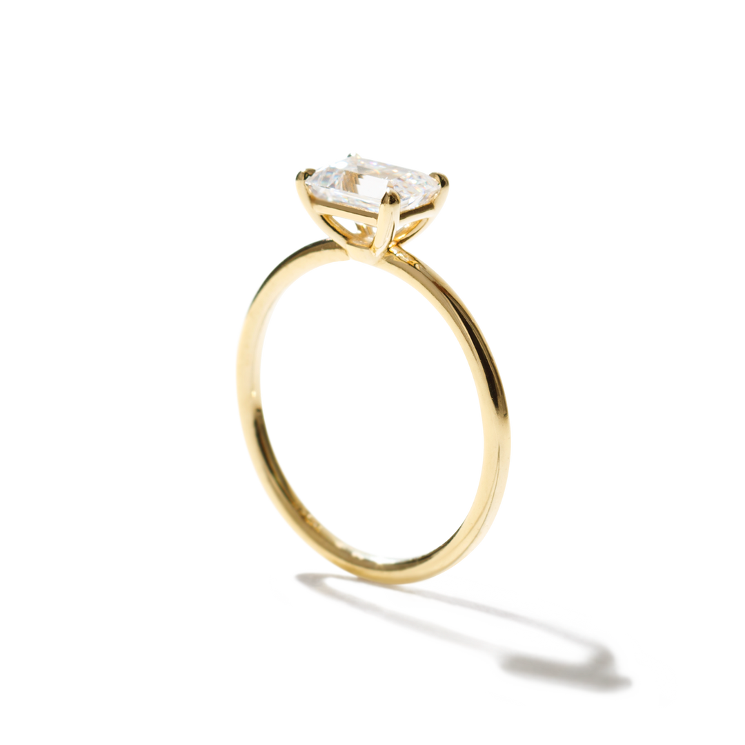 18K Gold East-West Engagement Ring 1.6mm