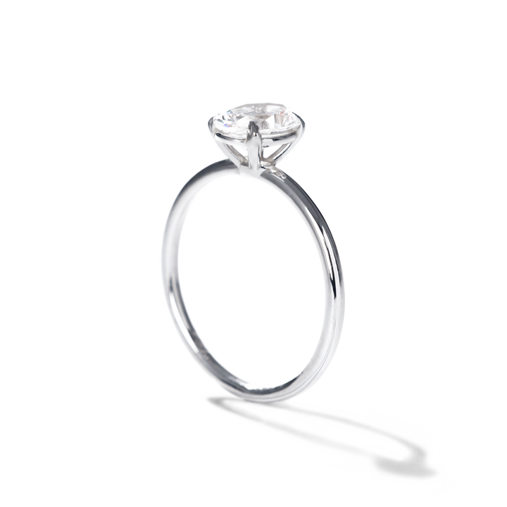 18K Gold Solitaire Engagement Ring