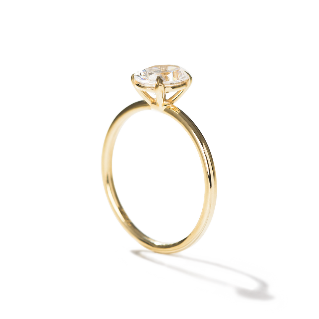 18K Gold Solitaire Engagement Ring