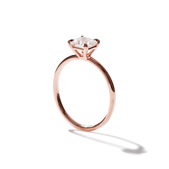 18K Gold Solitaire Engagement Ring