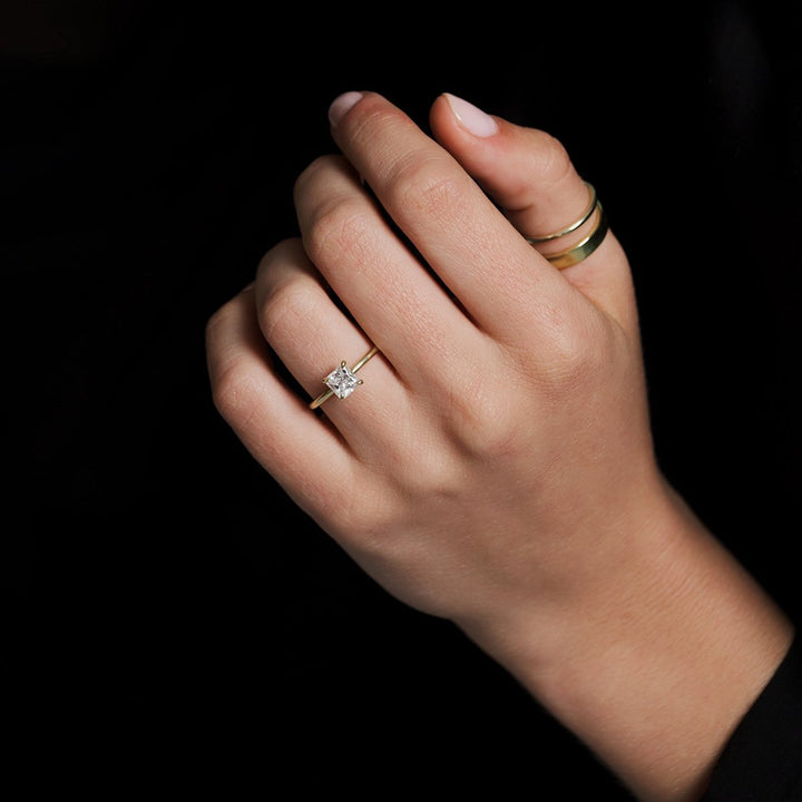 18K Gold Solitaire Engagement Ring