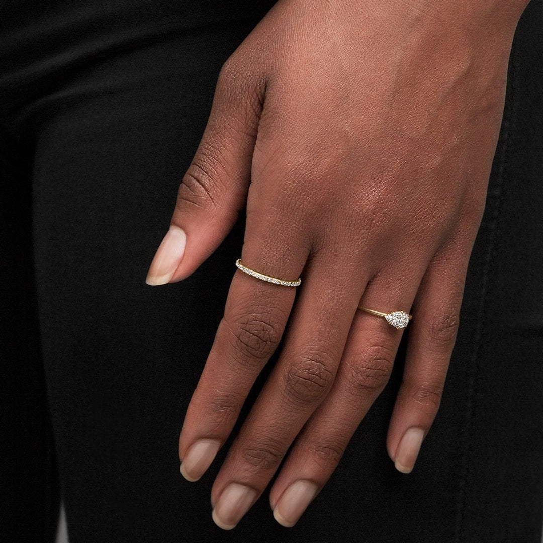 18K Gold East-West Engagement Ring 1.6mm