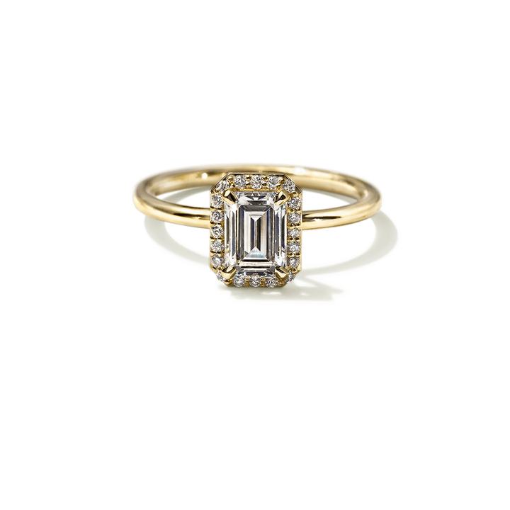 18k Gold Solitaire Halo Engagement Ring