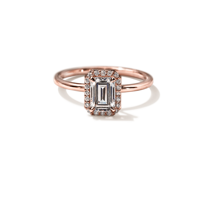 18k Gold Solitaire Halo Engagement Ring