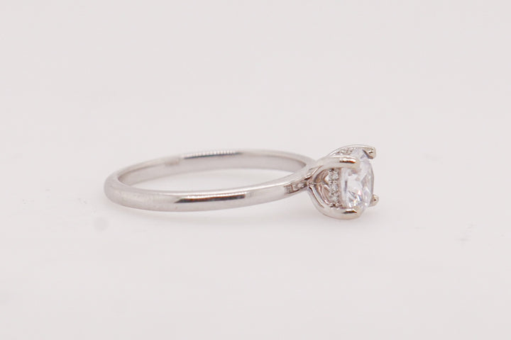 14K White Gold Solitaire Hidden Halo Round Diamond Semi-Mount Ring 0.04CTW.