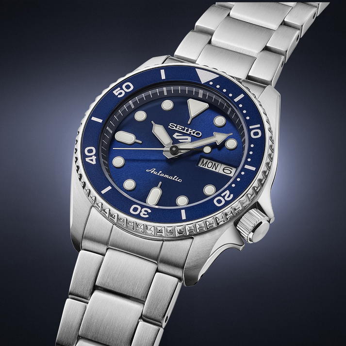 Seiko Watch: SPRL77 SEIKO 5 Sports