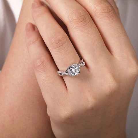 14K White Gold Straight Round Diamond Semi-Mount Ring .20CTW.