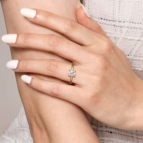14K Yellow Gold Solitaire Round Diamond Semi-Mount Ring