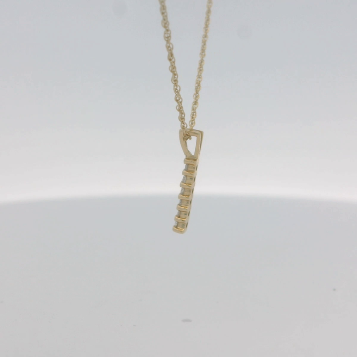 14K Yellow Gold Estimated 0.12 CTW Natural Diamond Vintage Pendant