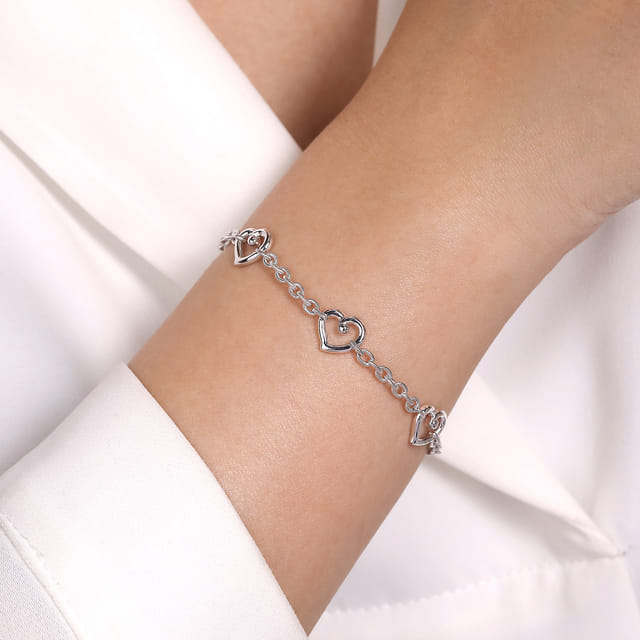 Sterling Silver Heart Station Chain Bracelet