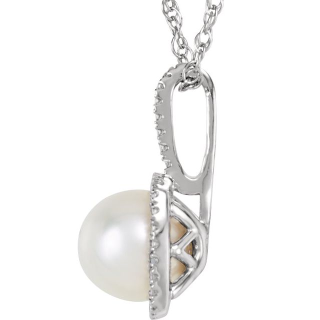 Sterling Silver Freshwater Pearl & Diamond Halo Necklace (0.015 ctw)