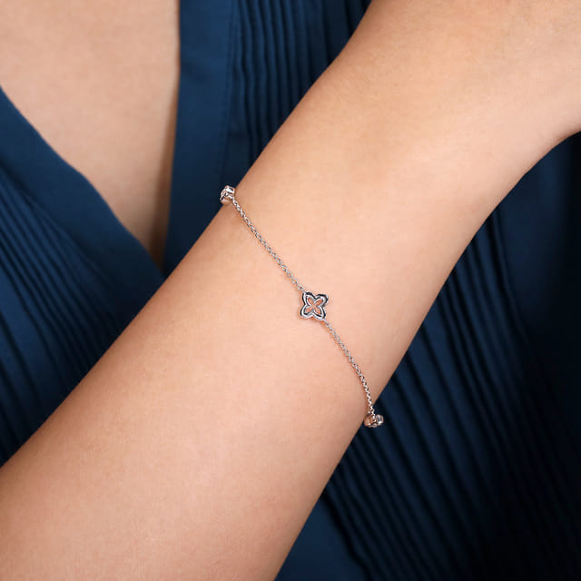 Sterling Silver White Sapphire Clover Station Bracelet