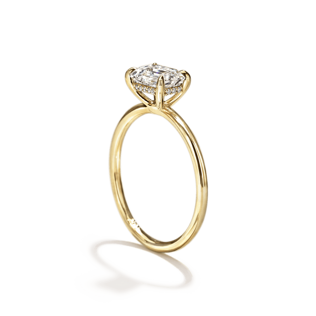 18K Gold East-West Solitaire Engagement Ring