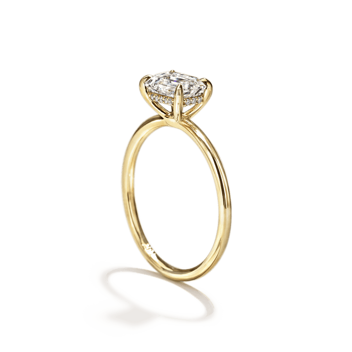 18K Gold East-West Solitaire Engagement Ring