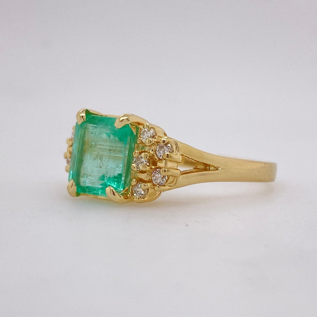 Sea Green Emerald Ring