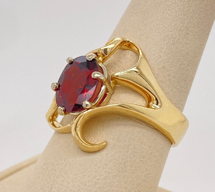 14K Yellow Gold Garnet Ring