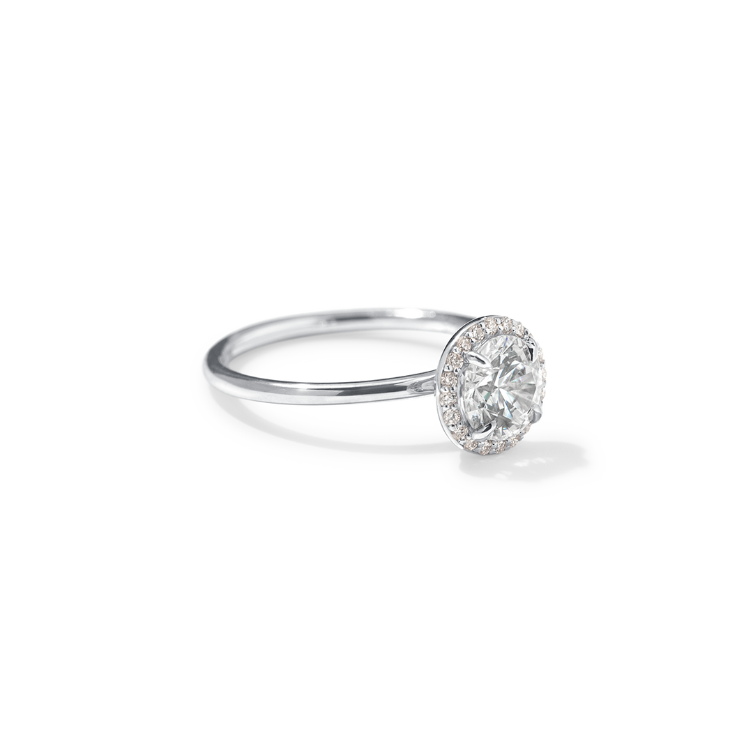 18k Gold Solitaire Halo Engagement Ring