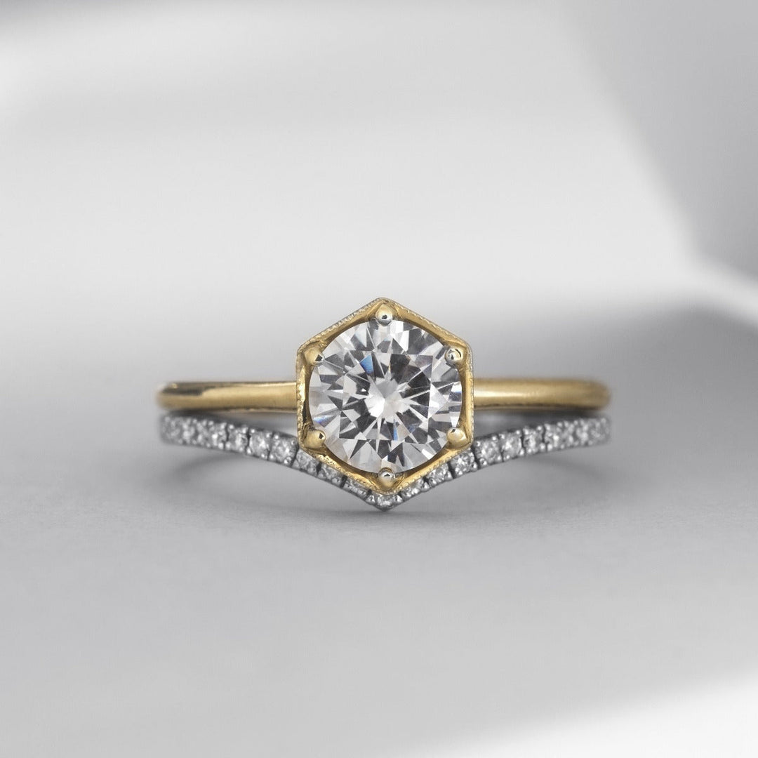 18k Gold Solitaire Engagement Ring