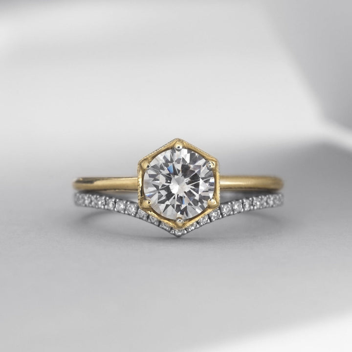 18k Gold Solitaire Engagement Ring