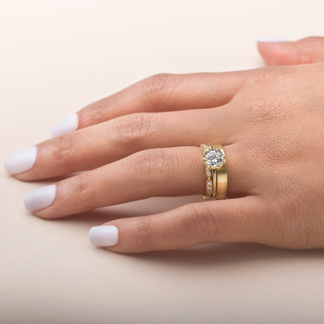 18k Gold Solitaire Engagement Ring