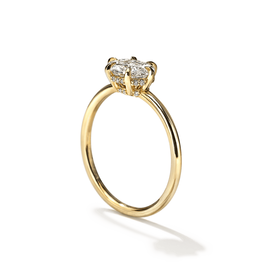 18K Gold East-West Solitaire Engagement Ring