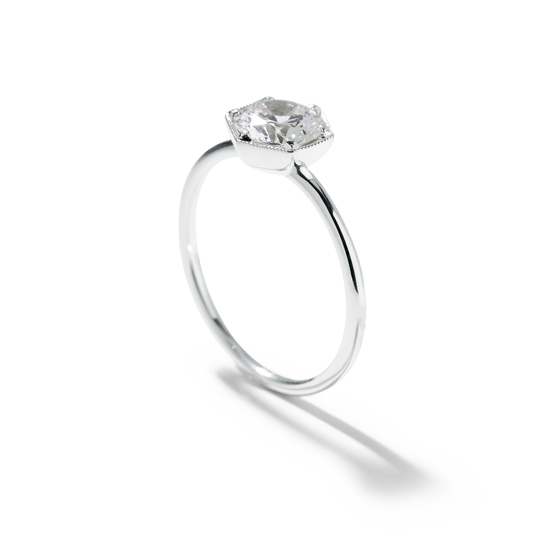 18k Gold Solitaire Engagement Ring