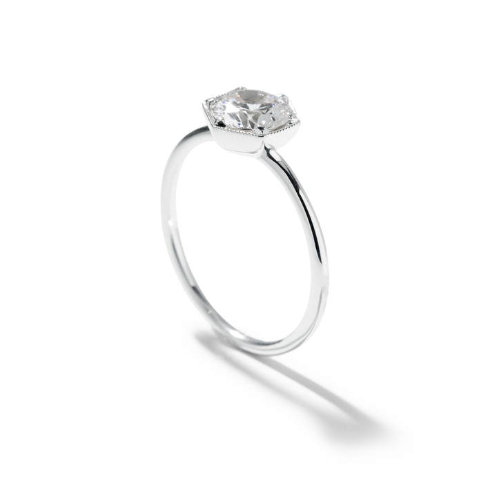 18k Gold Solitaire Engagement Ring