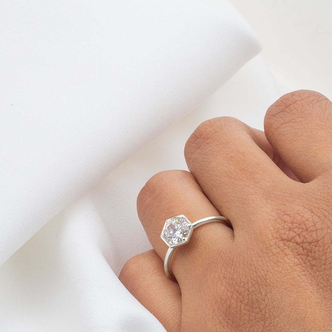 18k Gold Solitaire Engagement Ring